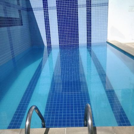 Apartamento Em Кабу-Фриу Экстерьер фото